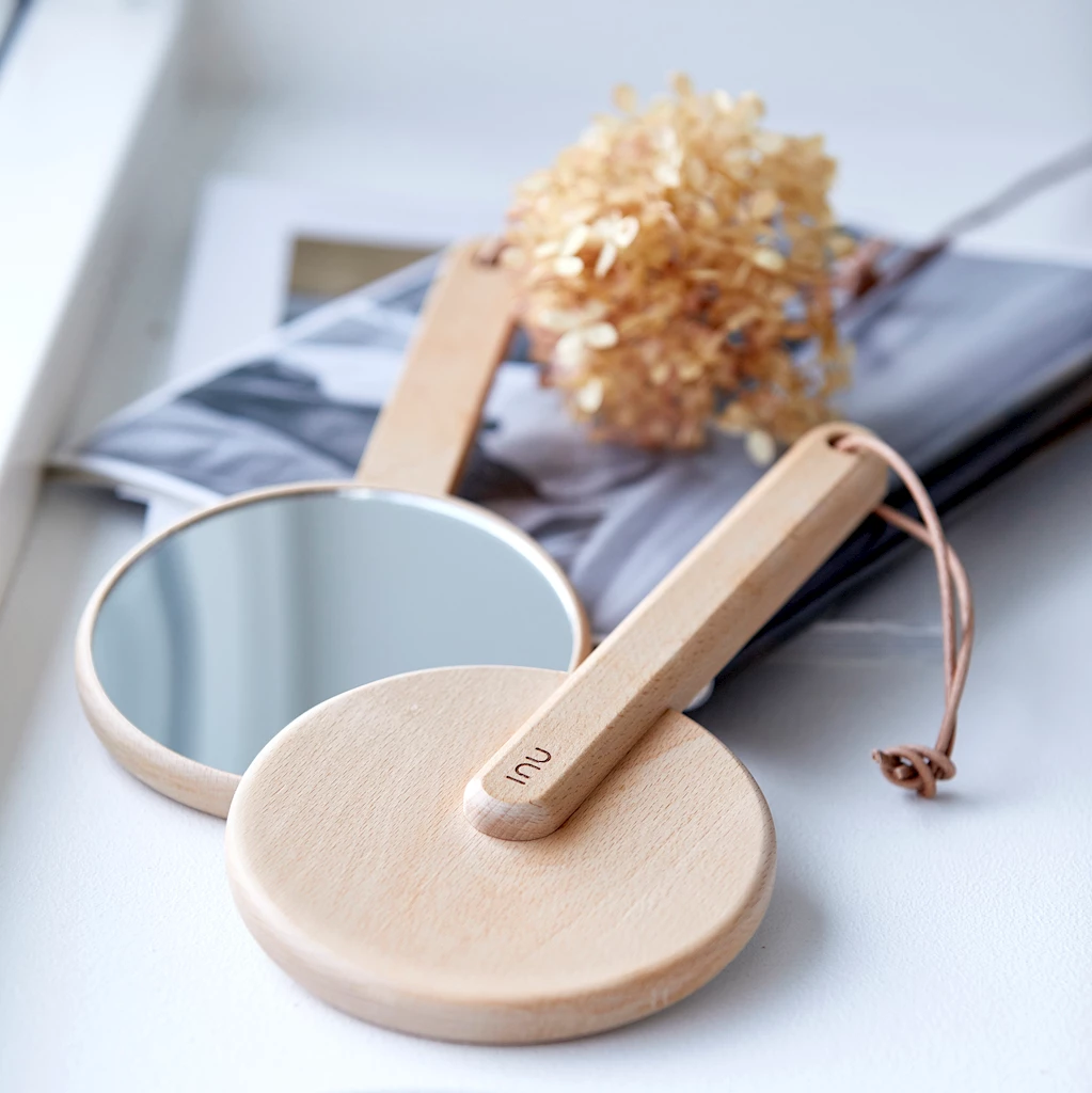 Inu sminkespeil, Beech  Inu sminkespeil, Beech