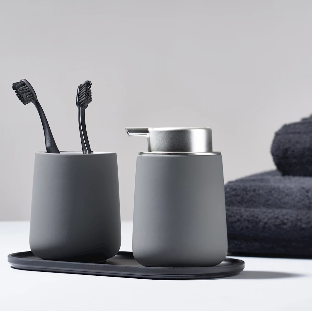 Nova såpedispenser, grå matt Nova såpedispenser, grå matt