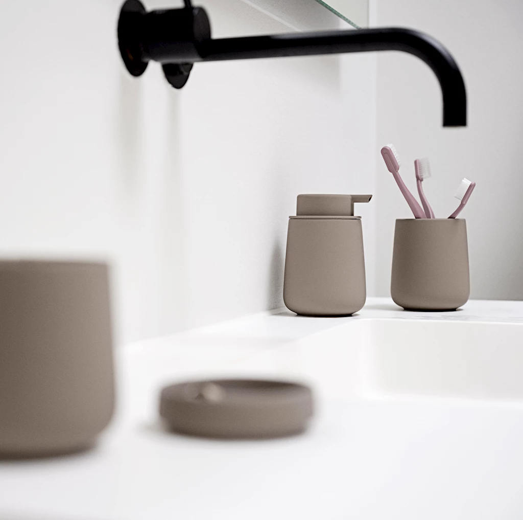 Nova One såpedispenser, Taupe Nova One såpedispenser, Taupe